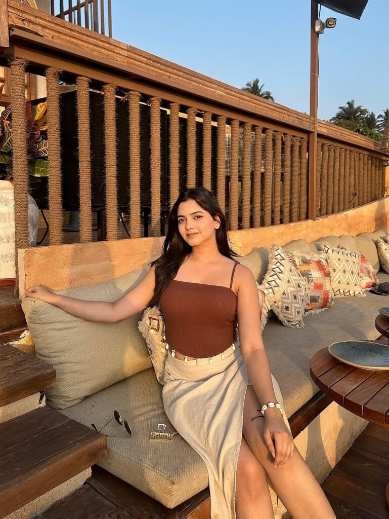 VIP Escorts in Aliganj Lucknow